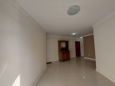 Apartamento 3 dormitórios c/ suíte SEMI MOBILIADO - ED. ITATIAIA Bairro Americano - Lajeado - RS