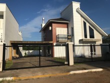 Casa 3 dormitórios c/ piscina Bairro Alto da Bronze - Estrela - RS