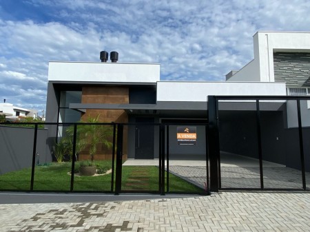 Casa Alto Padrão 3 dormitórios com suíte - SEMI MOBILIADA Bairro Universitário - Lajeado - RS