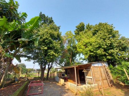 Casa SEMI MOBILIADA de 2 dormitórios EM TERRENO ÚNICO Bairro Olarias - Lajeado - RS