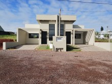 Casas de 3 dormitórios com pátio - Bairro Conventos - Lajeado - RS